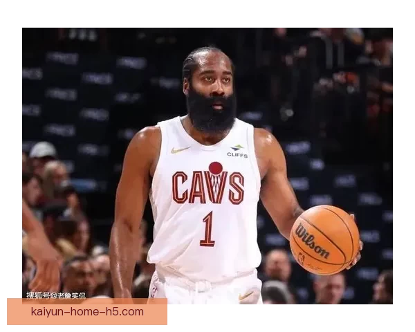 哈登连续两场14助攻书写骑士新纪录莫布利狂砍34分17篮板创赛季最佳